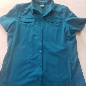 REI Women's button up, short sleeve shirt